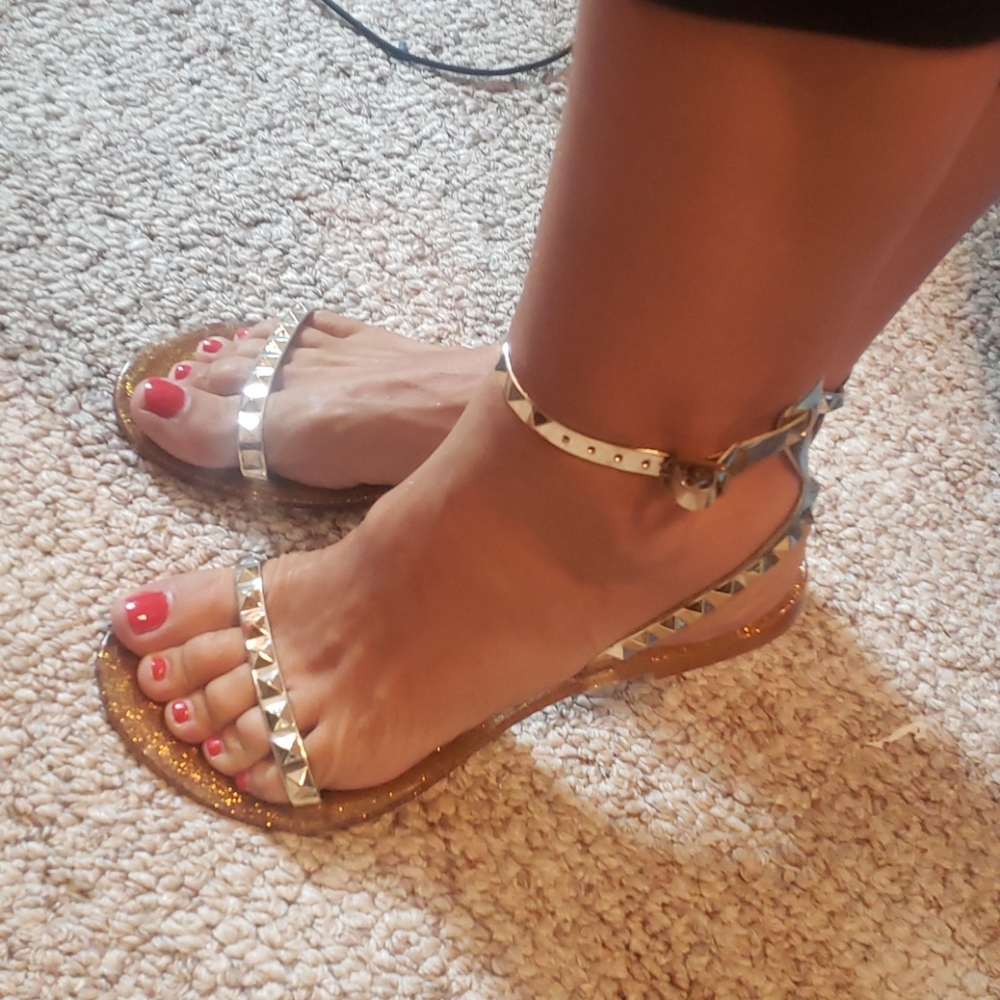 Flat Sandal